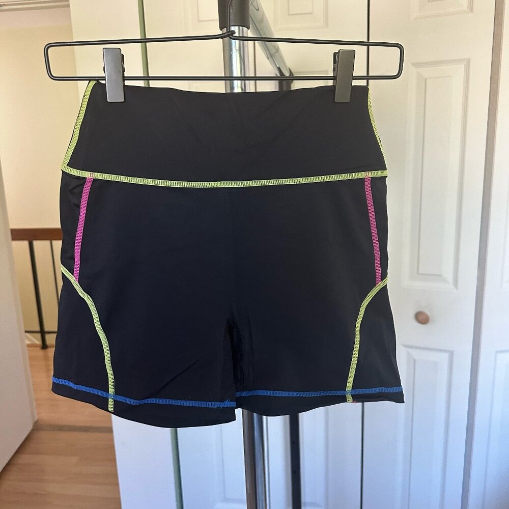 Buffbunny Legacy Short 4” Inseam (Size Medium, Black)